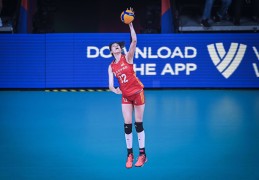 开门红！中国女排3-0横扫阿根廷世锦赛首胜 李盈莹轰22分_王艺竹_袁心玥_王云